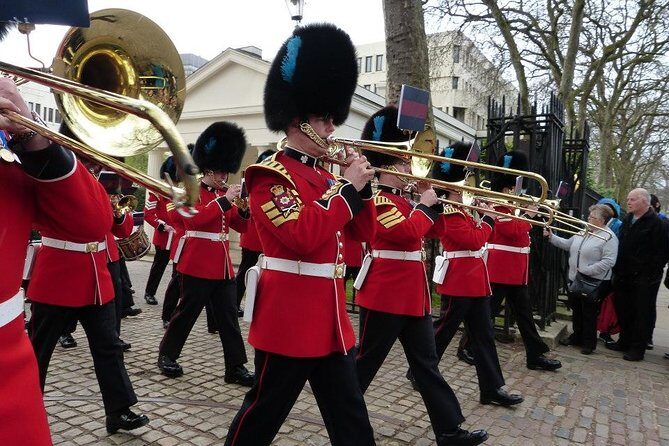 Changing of the Guard Guided Walking Tour in London - Price and value: what you’re paying for (and what you’re not)