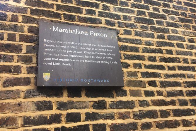 Charles Dickens Private Walking Tour - Borough Market and the streets that shaped Oliver Twist