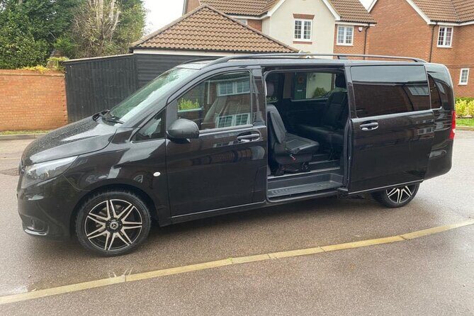 Chauffeured Airport Transfers - Pickup in Cambridge: meeting points and driver details that reduce stress
