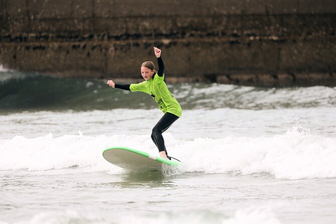 Children's School Holiday Surf Session (8-13 year olds) - Instruction style: individualized coaching that keeps kids moving