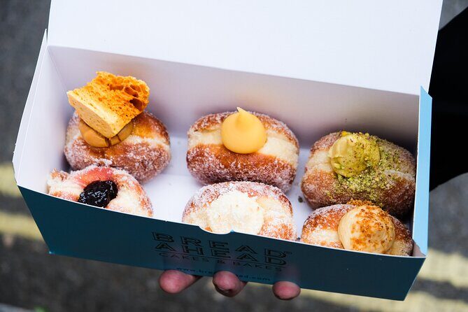 Christmas Delights: Festive Tea & Doughnuts at Borough Market - Tower Bridge Road: ending with one more look at the big landmark