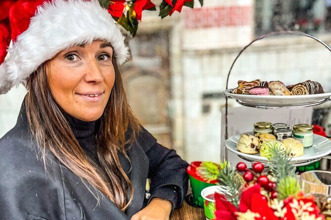 Christmas Lights Afternoon Tea Bus Tour - How the afternoon tea and Christmas lights fit together