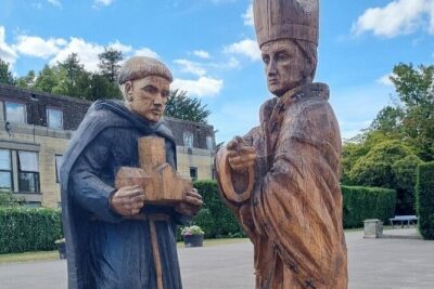 Cirencester’s Tall Tales and Hidden History: A Self-Guided Audio Tour - Corn Hall to St John Baptist: markets, stone, and the stories behind it