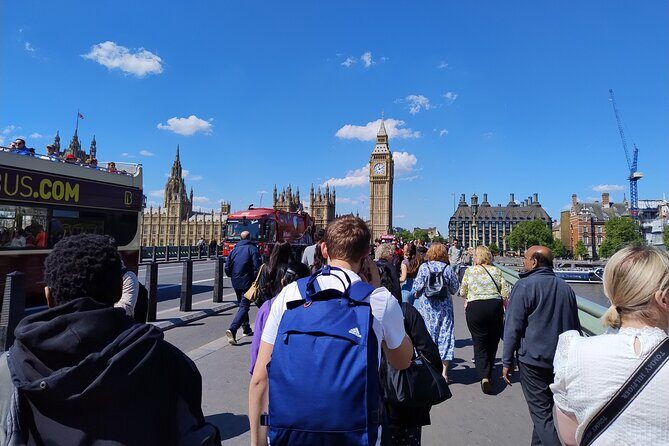 City Hike London (with Borough Market Lunchbreak) - St James’s Park to The Mall: Royal London by Foot