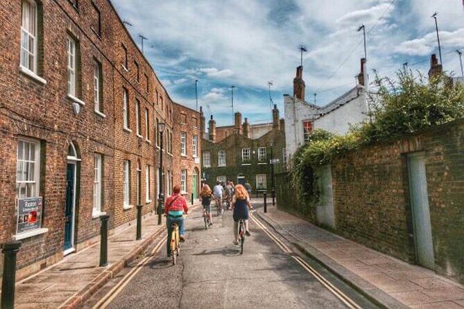 City & Secrets: Explore London's Hidden Gems - Cable Street to Shadwell Basin: East End streets with real bite