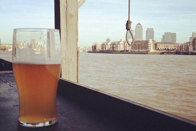 City & Secrets: Explore London's Hidden Gems - The Great Fire monument, Shakespeare’s Globe view, and Tate Modern