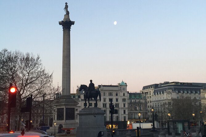 Classic London Tour - Stop 4: Aldwych’s architecture and the London you usually skip
