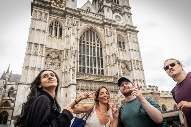 Classic London Tour with Westminster Abbey, Skip the Ticket Line - Trafalgar Square: The Iconic Photo Stop With Real Context