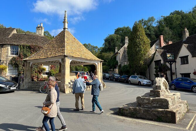 Cotswold Village Private Day Trip from Bath - Lower Slaughter: Tranquil Strolls Along a Stream