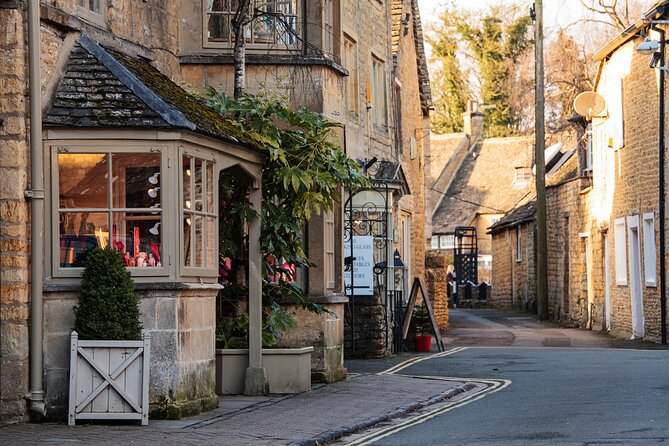 Cotswolds Hidden Gems Tour by Coach from Oxford - Meet at The Randolph Hotel Oxford and Plan Your Morning