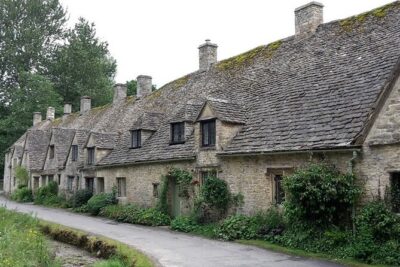 Cotswolds in a Day Tour from Moreton-in-Marsh / Stratford-on-Avon - Dover’s Hill: the big view (and the muddy-weather warning)