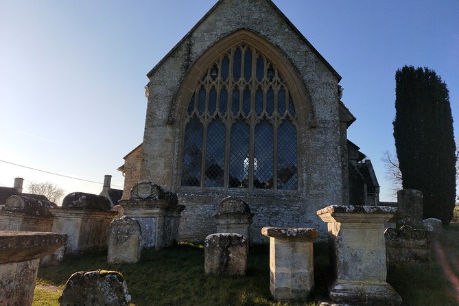 Cotswolds One Day Guided Cycle Tour - Private Groups - North Leigh Roman Villa: a free, fast time capsule