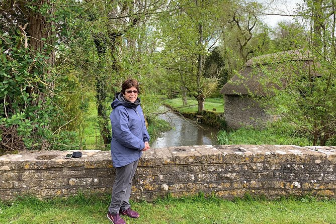 Cotswolds Private Day Tour - The 6-Hour Village Route: Cotswold Way, Bibury, Bourton-on-the-Water, Broadway, and More