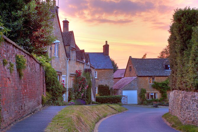 Cotswolds Small Group Tour from London - Bourton-on-the-Water and the River Windrush That Keeps Its Calm