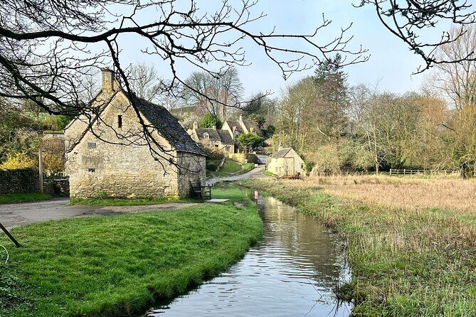 Cotswolds Villages and Oxford Full Day Tour from London - Bourton-on-the-Water: River Windrush, Five Bridges, and Photo Time