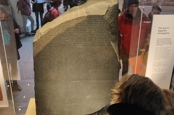 Crash course in archaeology at the British Museum - Timing, breaks, and the standing reality (plus the fold-out chair tip)