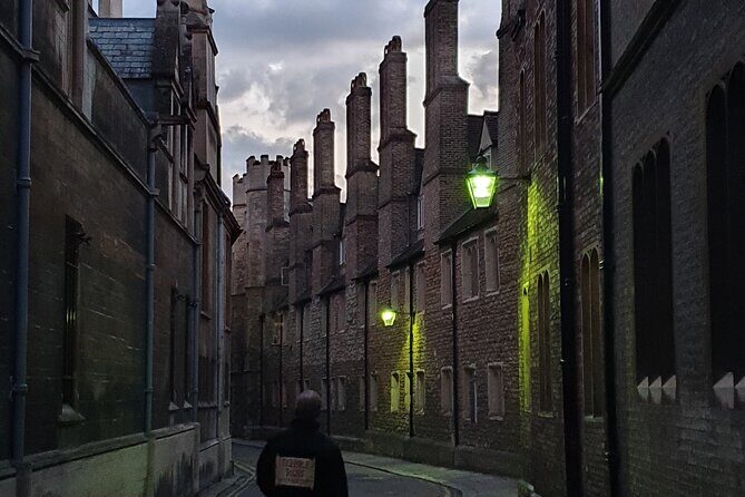 Creepy Cambridge - Cambridge's Most Entertaining Ghost Walk - Tips to Get More Out of the Tour After Dark