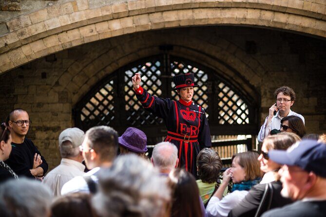 Crown Jewels of London Tour with River Cruise - Beefeaters and the stories you won’t get from a guidebook