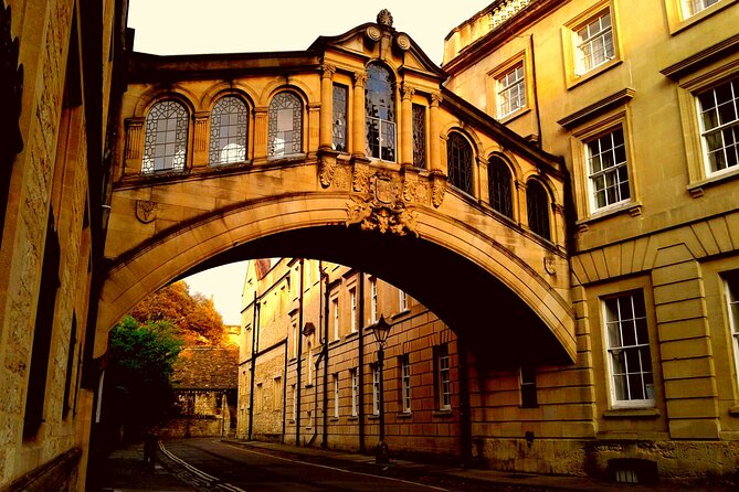 CS Lewis & Tolkien Tour with Magdalen Entry Public tour 13.45 - University Church of St Mary the Virgin: sermons, Aslan, and Mr Tumnus