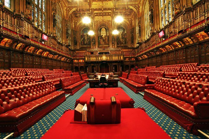 Darkest Hour - Parliament and Churchill War Rooms Private Tour - Houses of Parliament: beyond photos into the real layout