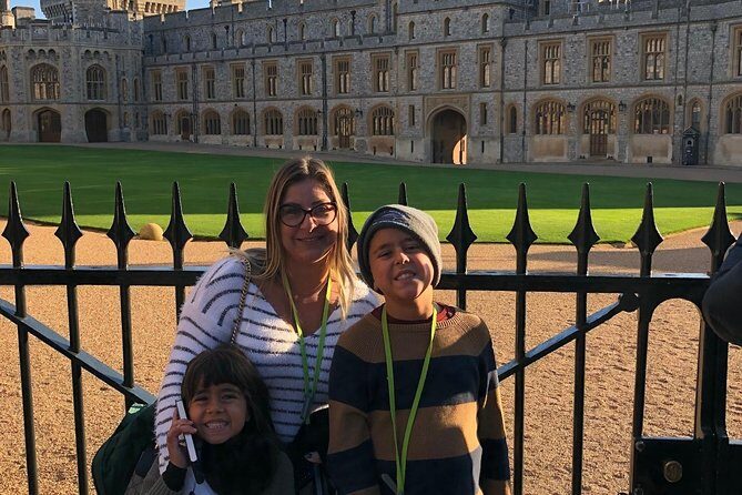 Day Tour Windsor Castle & Oxford by Private Car - Price and value: what $957.67 really means for a group