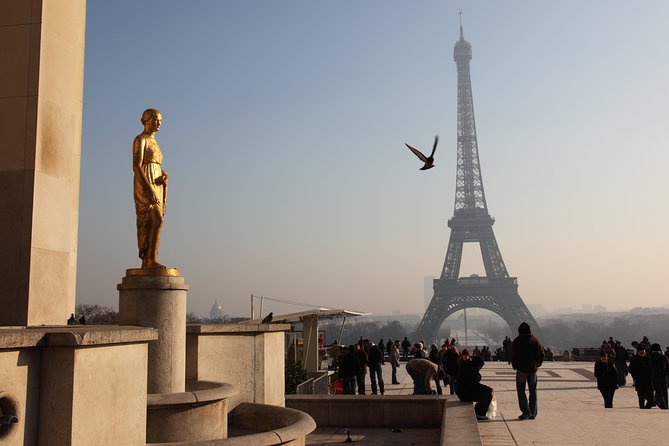 Day Trip to Paris with Eiffel Tower, Notre Dame and Louvre Museum - Champs-Élysées and the Arc de Triomphe walk: big Paris energy, tight stops