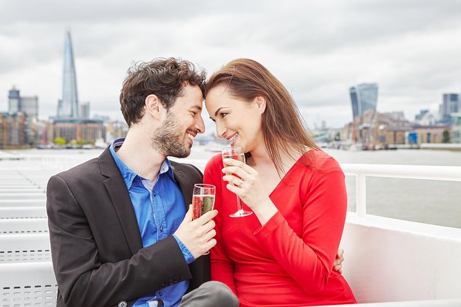 Dinner and Jazz Cruise on the River Thames - Seats, windows, and where to stand for the best views