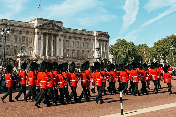Discover London in Style with Your Private Blue Badge Tour Guide - Buckingham Palace and the Changing of the Guard: Worth It, But Watch the Conditions