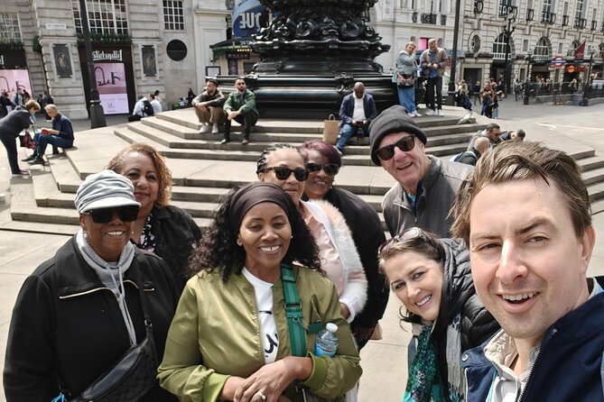 Discover London in Style with Your Private Blue Badge Tour Guide - St. James’s Park Walk to South Bank: From Royal Grounds to Thames Icons