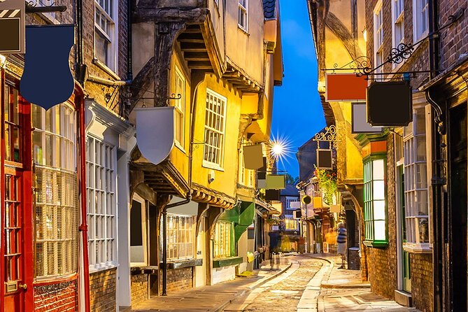 Discover the Best of York with 3 Self-Guided Audio Tours - Three themed routes: walls, medieval streets, and haunted York