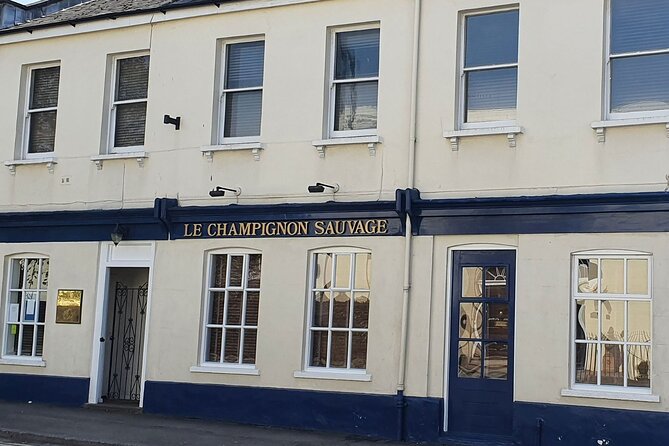 Discovering Cheltenham: A Self-Guided Audio Tour - Neptune Fountain: design, water source, and who made it