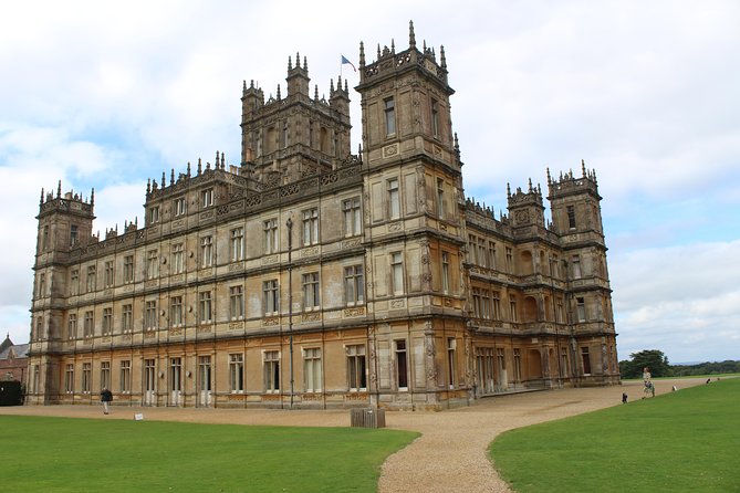 Downton Abbey and Village Small Group Tour from London - Price and Value: What $256.48 Buys You in Real Terms