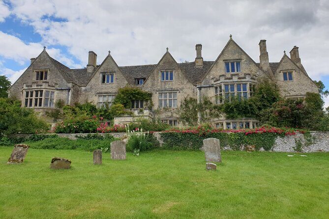 Downton Abbey Day In The Cotswolds Tour - Shilton: A Quick Village Stop With a Forerunner Photo Moment