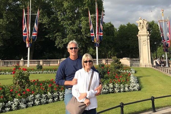 Downton Abbey London Filming Locations: Private Half-Day Tour - Savile Row, the Rosamund Painswick residence, and the art gallery meeting