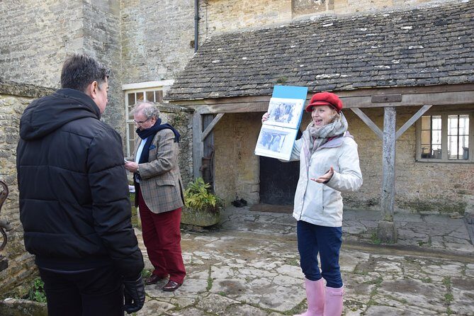 Downton Abbey Town and Country Tour from London by Private Black Taxi - Bampton as Downton Village: guided first, then free to wander