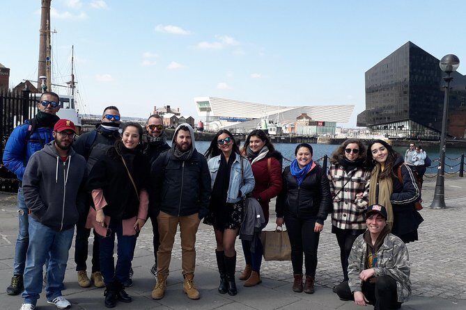 Downtown Liverpool Walking Tour - In Spanish - The Middle Stretch: Liverpool ONE Streets and City-Center Momentum