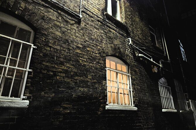 Dr Blood's Jack the Ripper Tour - Where you meet and how the story clicks into place