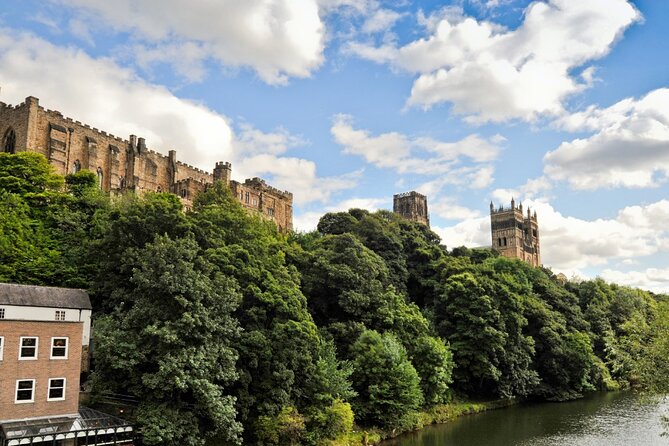 Durham Private Walking Tour - Durham Cathedral and the College behind it: Romanesque scale with timing reality