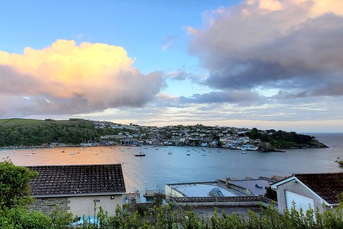 Dusk Walking Tour of Fowey - How a small group of 8 changes the whole vibe