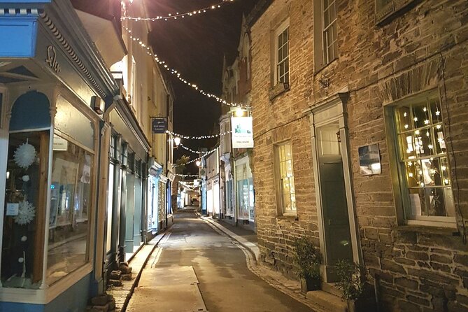Dusk Walking Tour of Fowey - Pace, footing, and who should book
