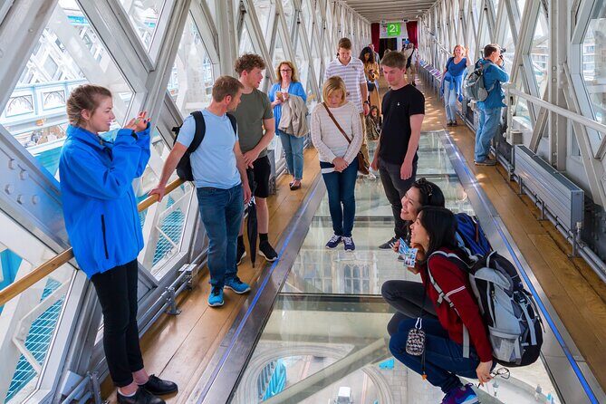 Easy Access Tower Bridge and Engine Room & Scenic Thames Cruise - Stop 2: Thames cruise from Tower Bridge toward Westminster Bridge