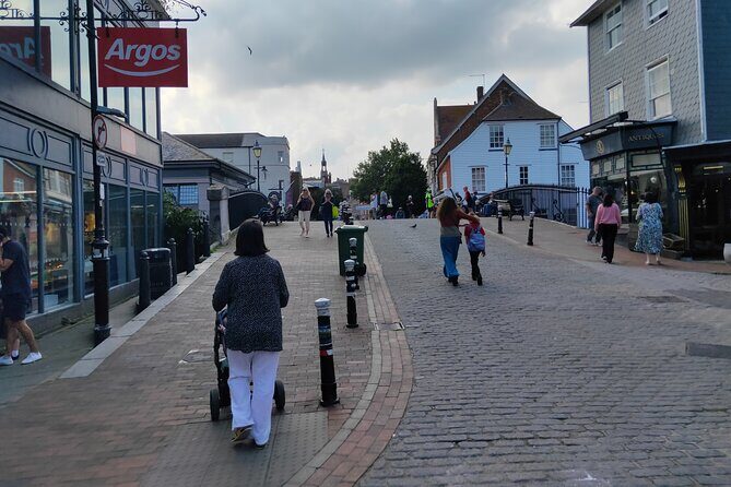Eccentric Lewes: A Self-Guided Walking Tour - Cliffe High Street: the route’s main story stretch