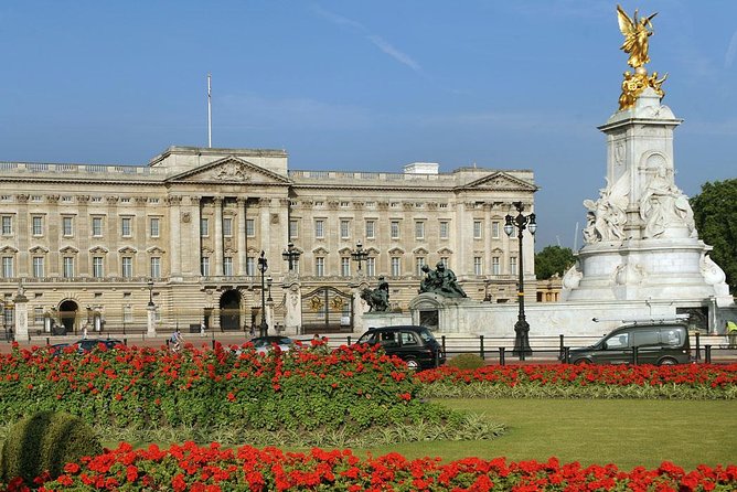 Enter Buckingham Palace & See The Main Westminster Sights Tour - Horse Guards Parade and Whitehall: Photo Stops That Actually Mean Something
