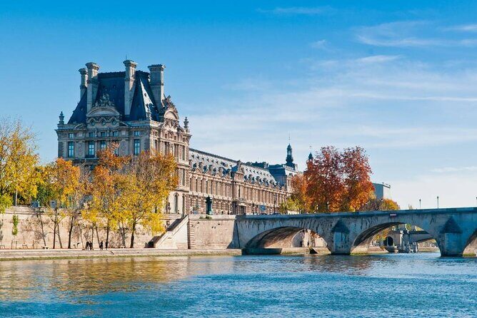 Escorted Paris Day Trip: Eiffel Tower, Notre Dame & Lunch Cruise - St Pancras Start: Meeting Point, Passport Check, and Train Reality