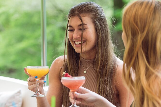 Evening Cocktail Cruise in Oxford - The Guide Factor: Stories, Facts, and Humor on the Water
