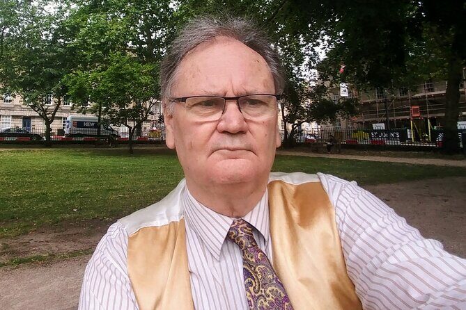Exceptional Bath tour guide making your visit splendidly memorable. - From Sally Lunn’s oldest house to medieval alleys near the old city wall