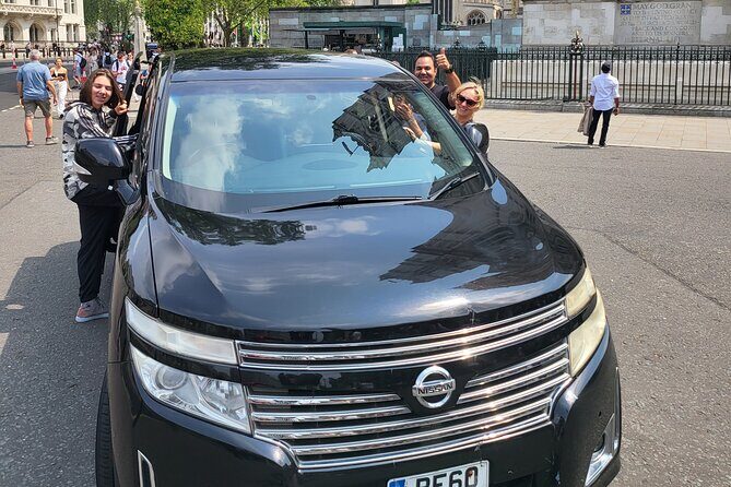 Exciting Private Driving Cotswold Countryside Tour - Private London pick-up and a day that loops back to you