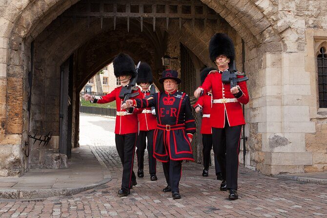 Exclusive Beefeater Meet & Greet at the Tower of London - Should you book the Beefeater Meet & Greet at the Tower?