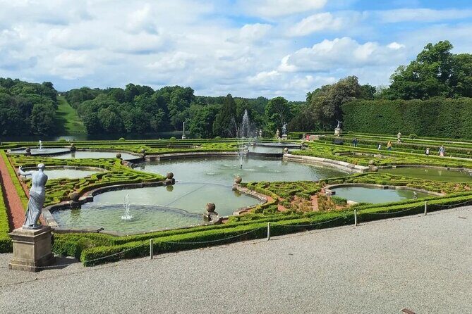 Exclusive Blenheim Palace &Cotswolds Private Day Tour from London - Burford Hill, St John the Baptist Church, and What to Look For