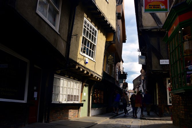 Exclusive York - Private Personally-Designed Walking Tour - Exhibition Square: the quick way to spot 2,000 years of change